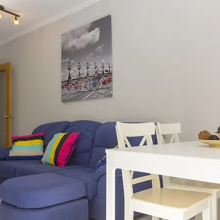 P3. Pepe, 5 Pax, Apartment Pineda de Mar